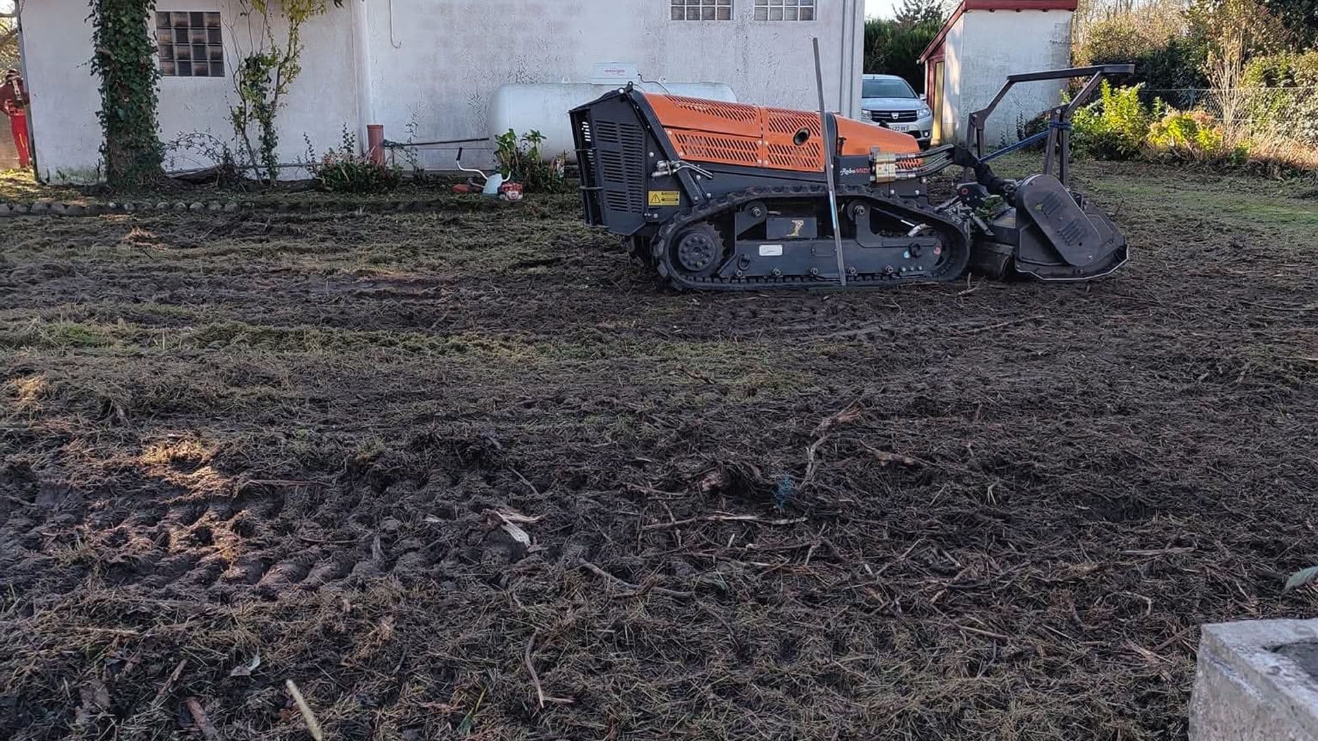  Entretien de parc et jardin par Garrido — débroussaillage et nettoyage dans les Landes
